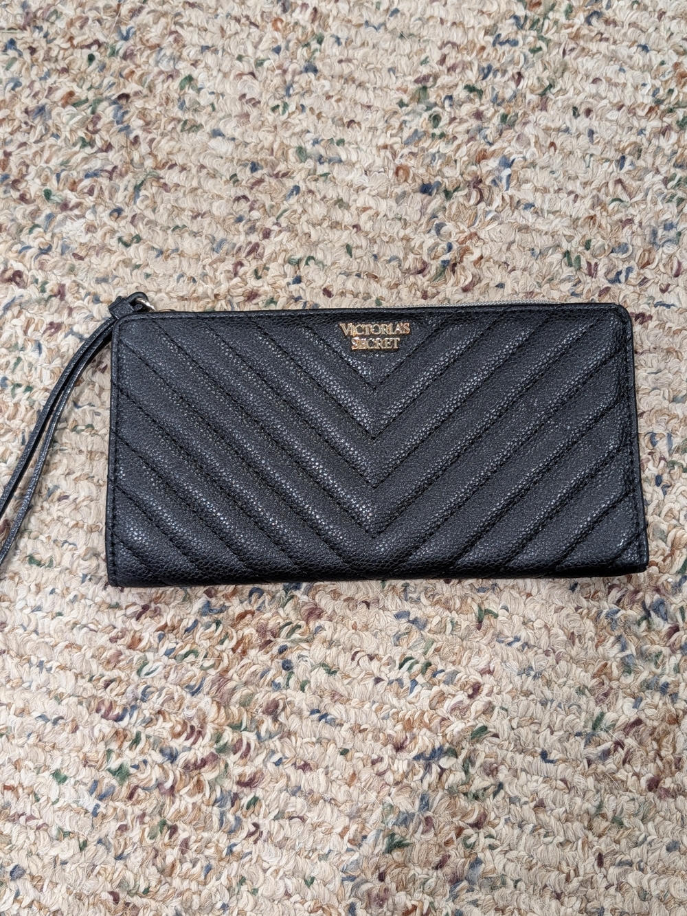 Victoria's Secret Black Quilted Wristlet Card Holder with Gold Logo Accent